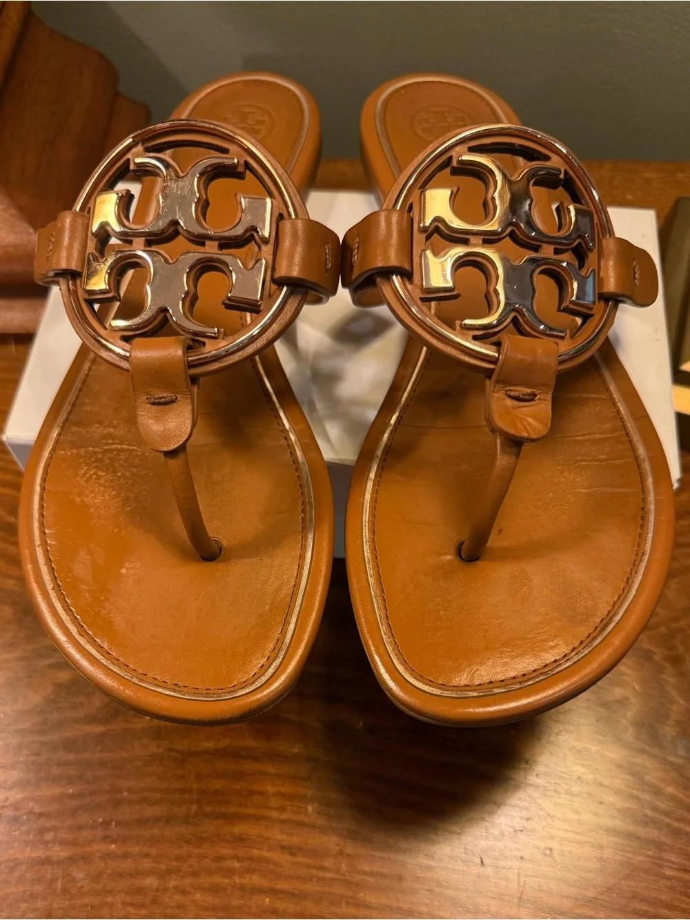 Tory Burch Gold Metal Miller Brown Leather Logo Toe-Post Sandals Size 8 $250